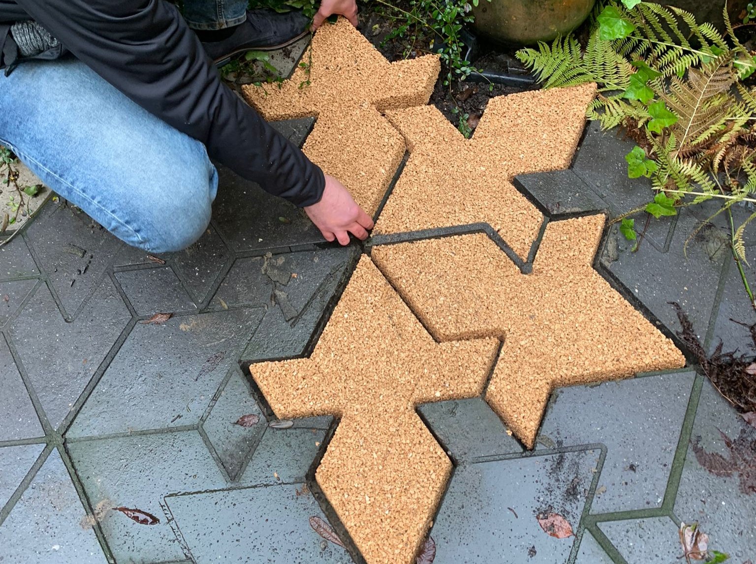 Cityscapes vogelsteen kurk, natuurlijke materialen, biobased, recycling wijnkurk, waterdoorlatend, daktuin, buitenwerkplek, binnentuin, koel in de zomer